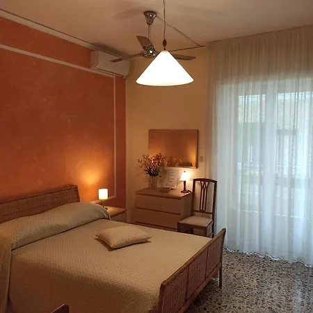 Oda ve Kahvaltı Stella 3*