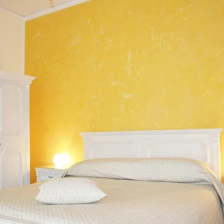 Bed & Breakfast Stella 3*